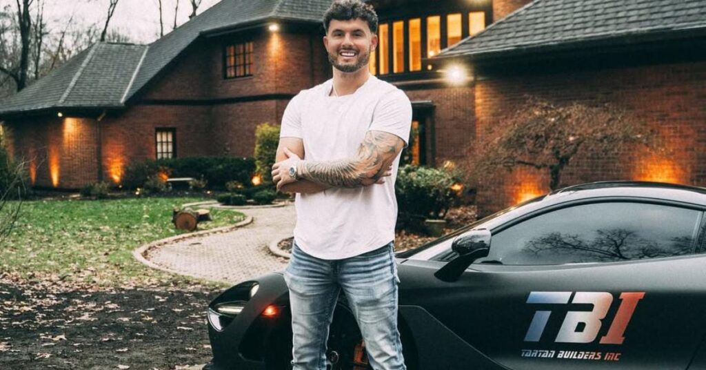 What is Grant Martinez Net Worth?